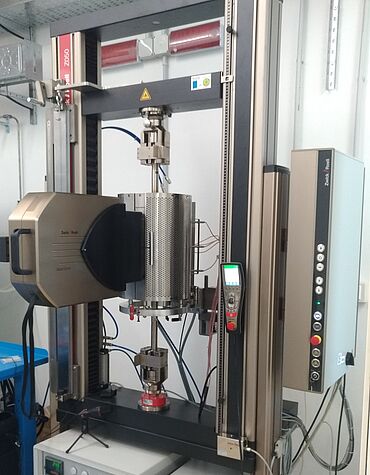 Politecnico di Torino ontwikkelt nieuwe composieten voor gebruik bij +1.200°C met een ZwickRoell testsysteem voor hoge temperaturen